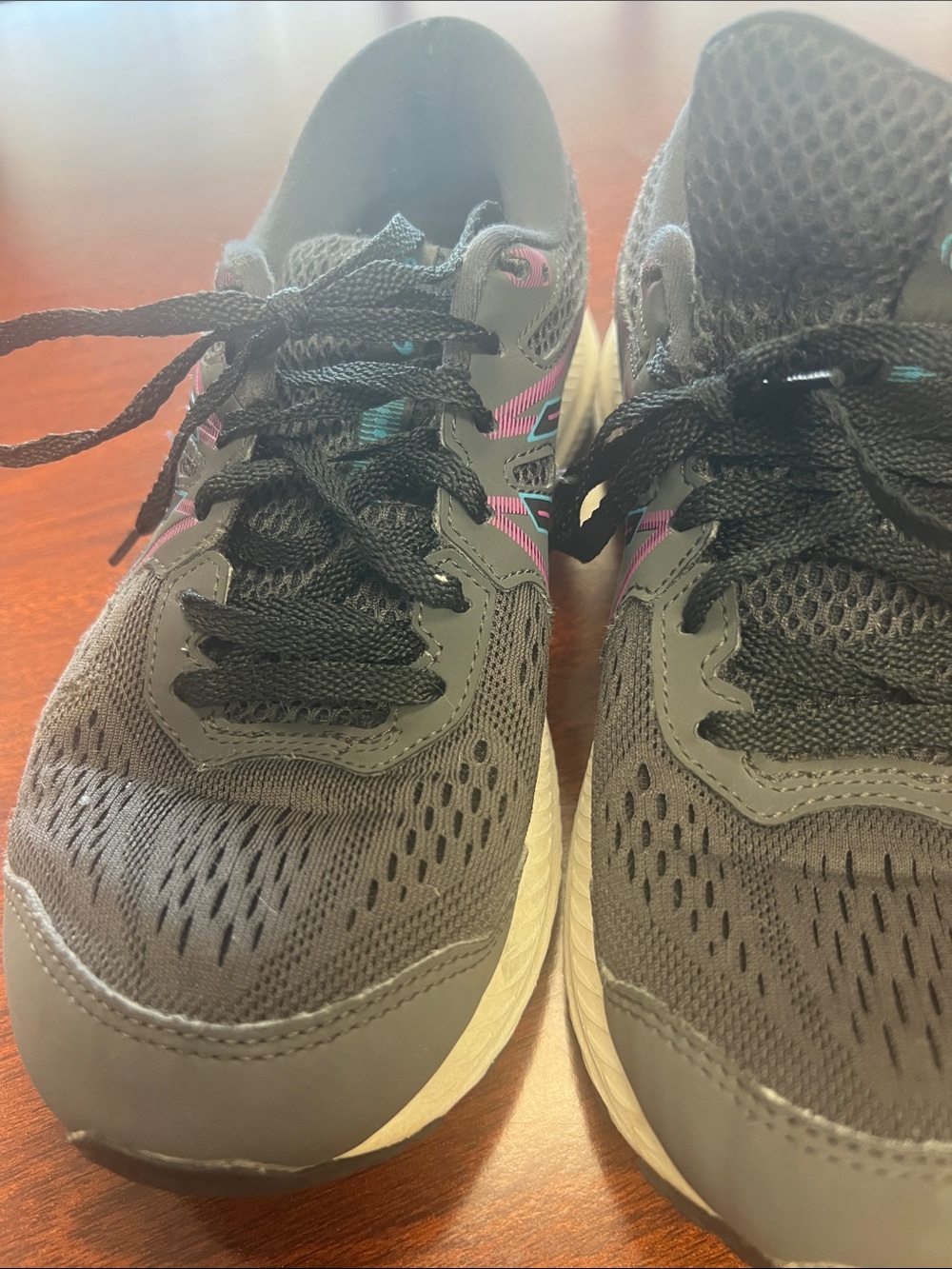 ASICS amplifoam gel contend 7